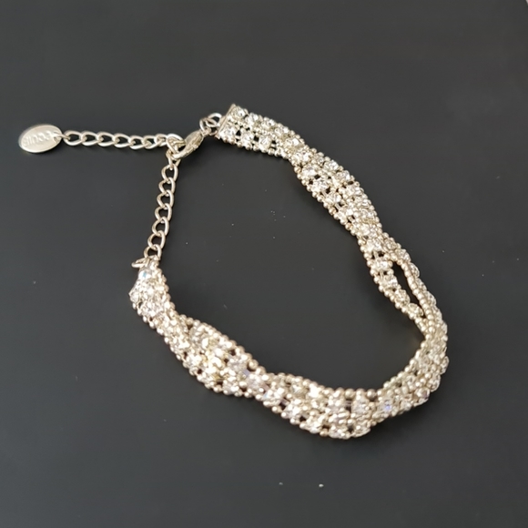 Jewelry - ✨ HOST PICK✨ Bracelet